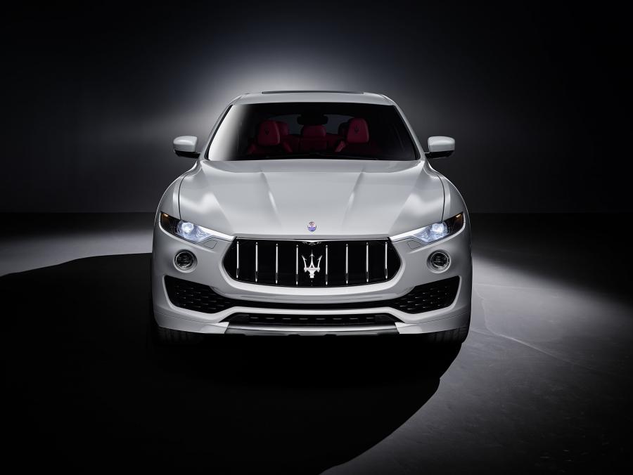  Maserati Levante 2016 года  (WW) (фото 32 из 52)